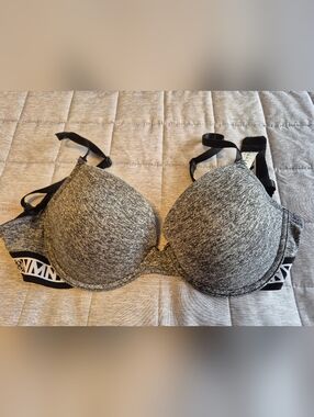 Comfort Heathered Gray Sport Bra